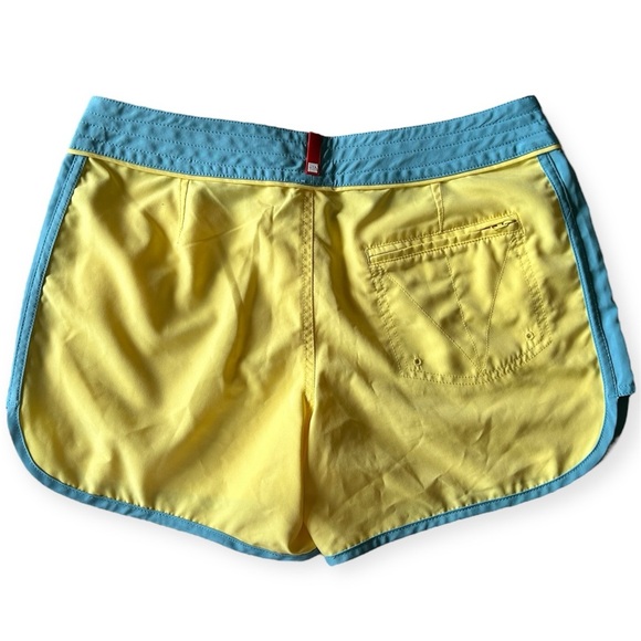 The North Face beach shorts women’s size 10 - Picture 2 of 7